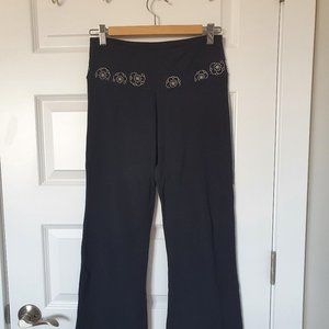 lululemon groove reversible stretch pant - size 6 (GUC)